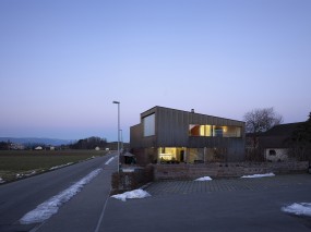 128 WWA 02 1012 AF017